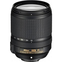 Nikon 18-140mm f/3,5-5,6G ED VR